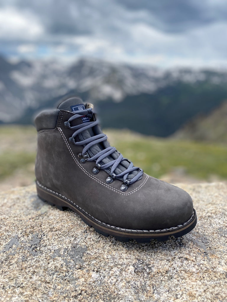 The Ultralight – Limmer Boots